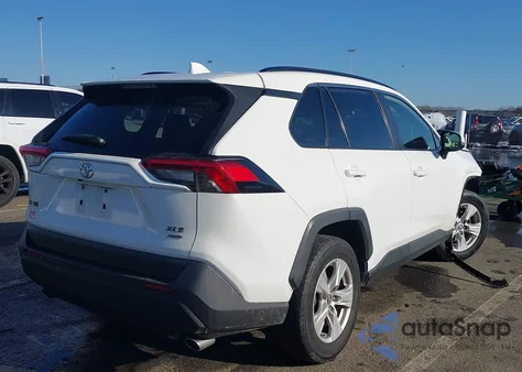 2019 Toyota Rav4 Xle from USA, damaged, VIN JTMP1RFVXKD044893